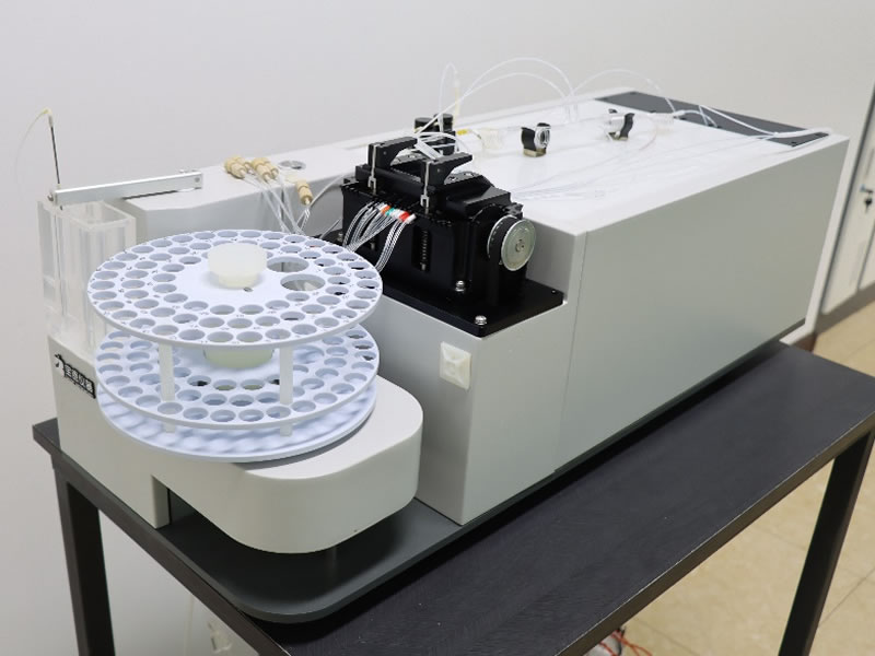 Automatic Continuous Flow Analyzer